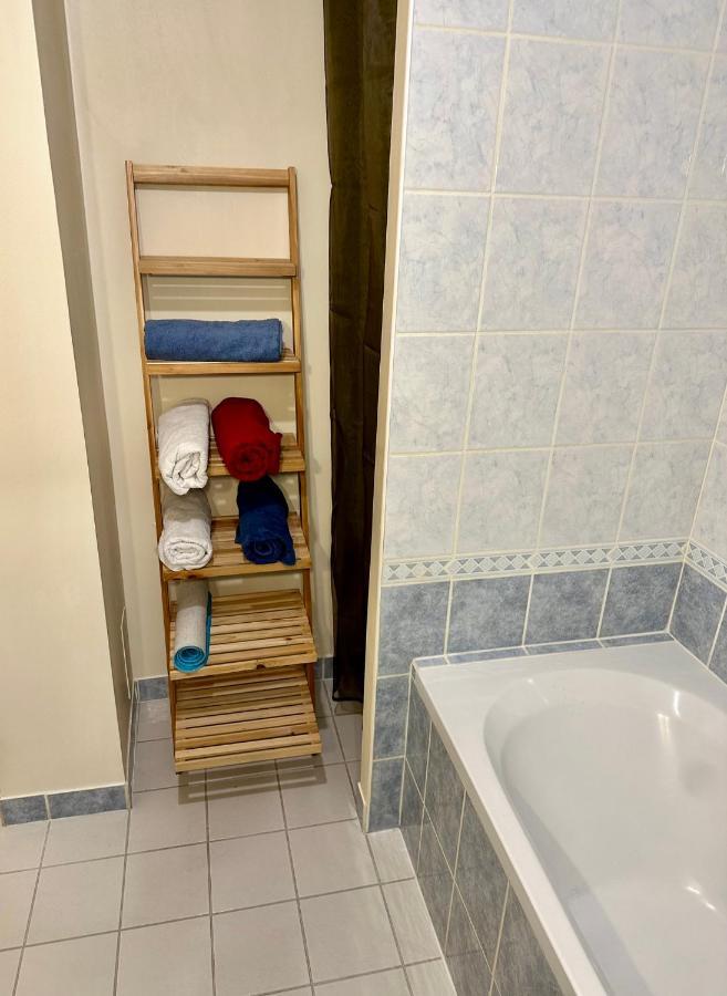 La C@Sa: Appartement Lumineux De 4Pieces / 3Ch/ Balcon/ Parking Bagnolet Exterior photo