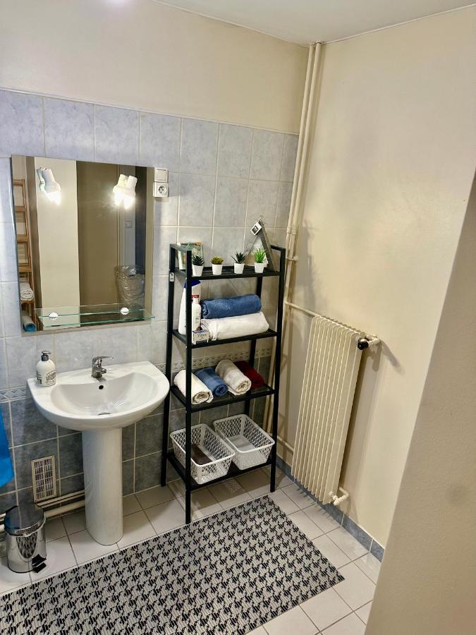 La C@Sa: Appartement Lumineux De 4Pieces / 3Ch/ Balcon/ Parking Bagnolet Exterior photo